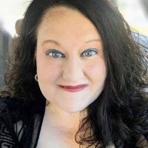 Meet your Posher, Christi